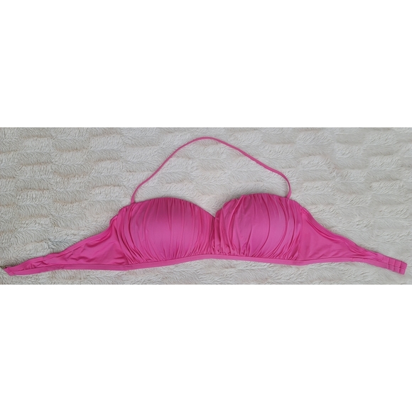Xhilaration Fuschia bandeau bikini top with removable straps - Picture 1 of 16